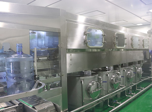 一體式900BPH內(nèi)洗機(jī)